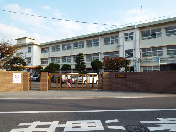 エスポワールⅡ 北九州市立塔野小学校