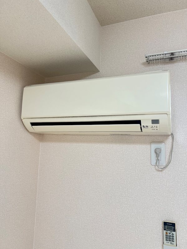 エクレール　グランデ　A棟 エアコン付きです。