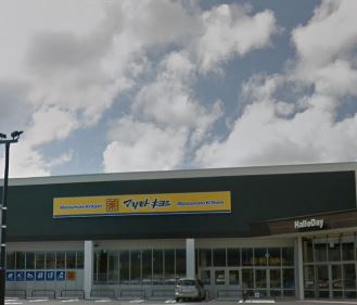 ディアス本城 A棟  ﾄﾞﾗｯｸﾞｽﾄｱ ﾏﾂﾓﾄｷﾖｼ 北九州本城店