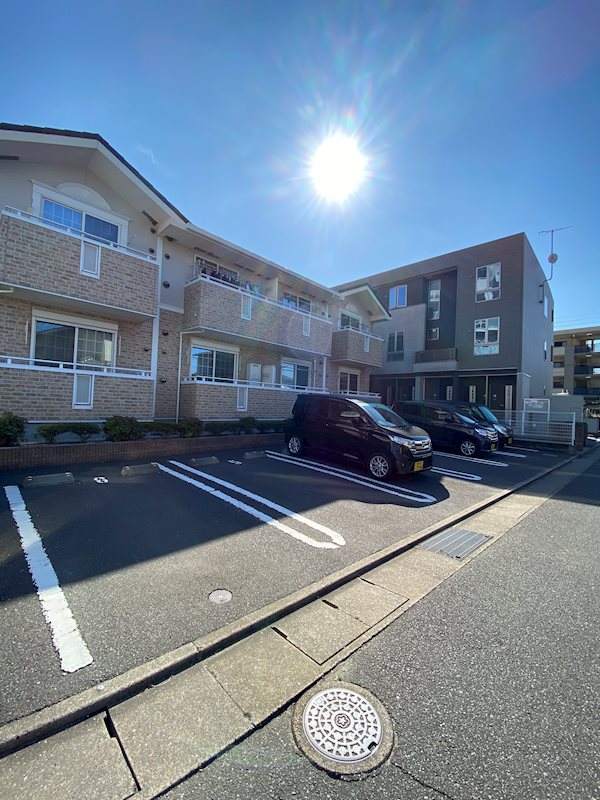 サンパーク曽根  駐車場