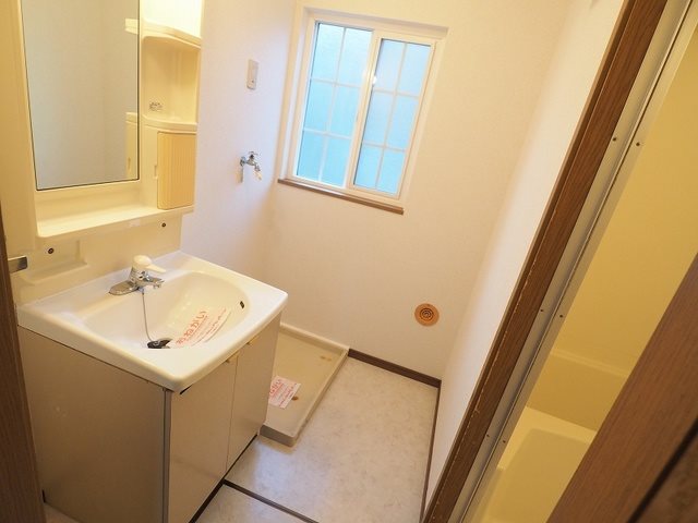 サンルーム和 洗面所