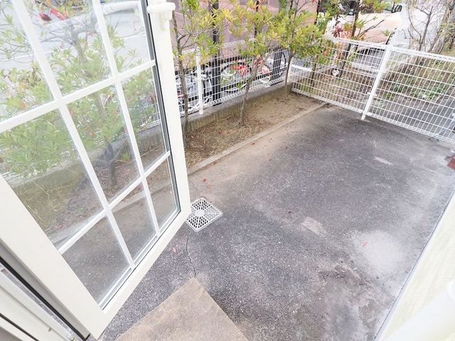 サンルーム和 ベランダ