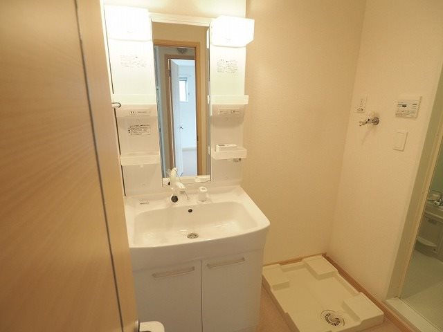 エール湯川　Ｂ棟  ※別号室の写真です。