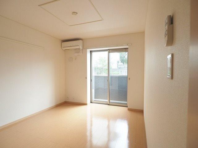 エール湯川　Ｂ棟  ※別号室の写真です。