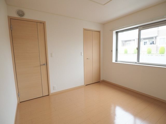 エール湯川　Ｂ棟  ※別号室の写真です。