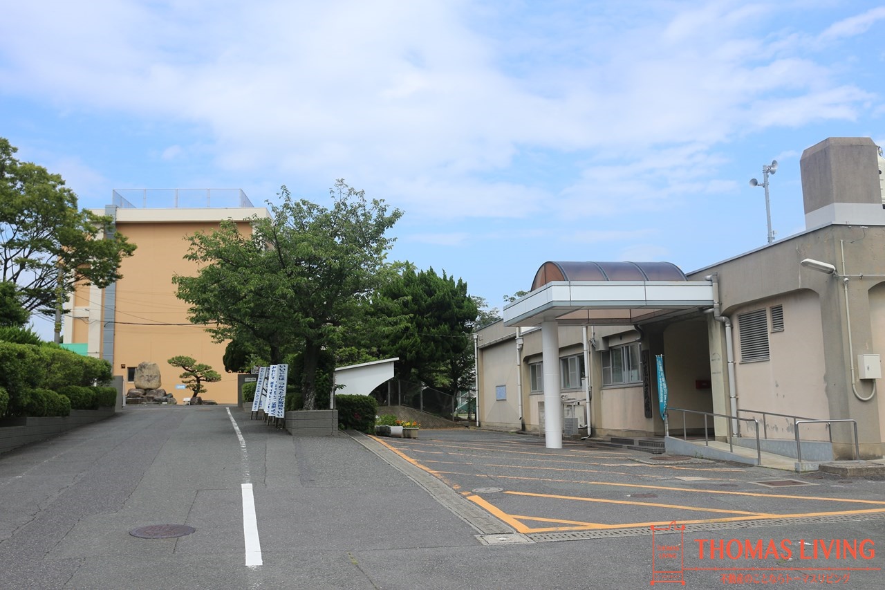 サンパティークⅢ  芦屋町立山鹿小学校