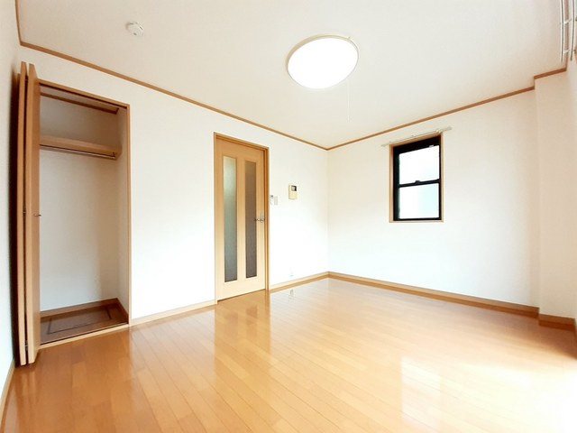 ヴィラージュD ※別号室の写真です。南向きで日当り良好です。