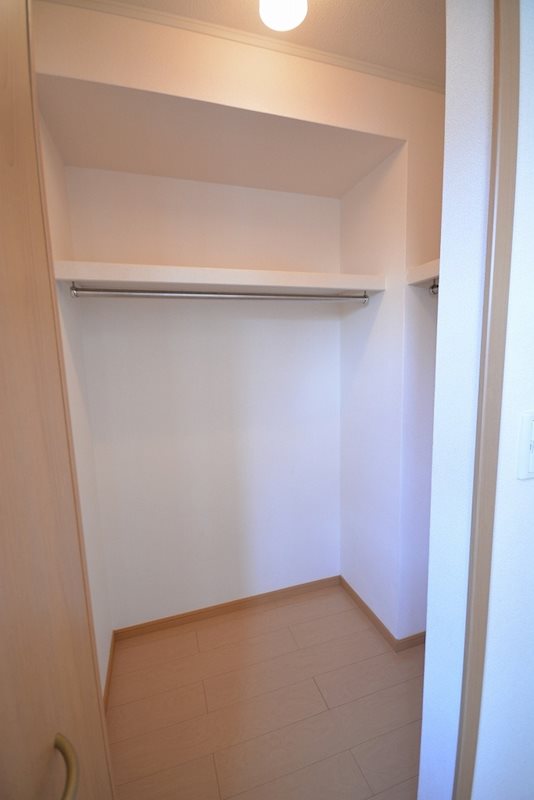 ソレイユ元町 Ａ棟 収納