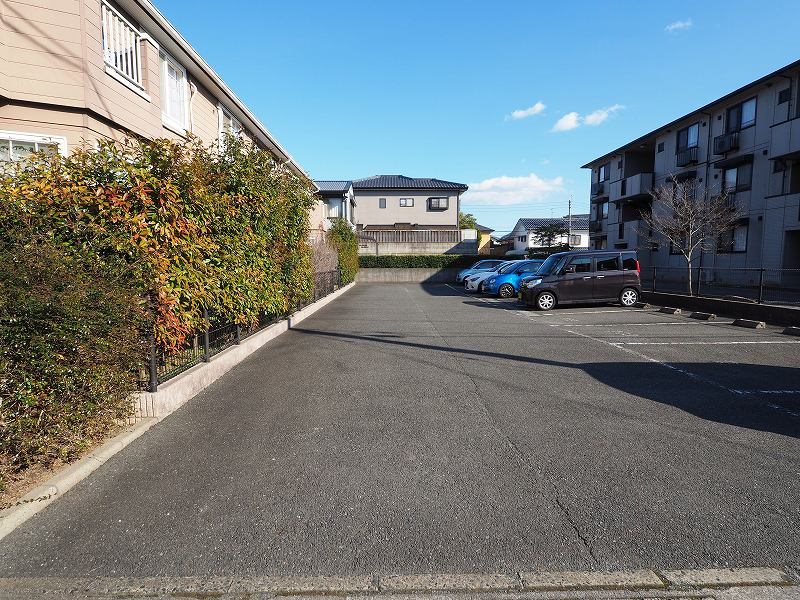 アメニティ広徳 駐車場