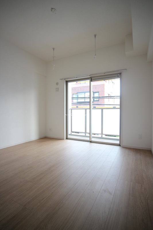 INR.BLD ※別部屋の写真になります。