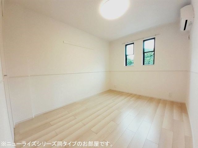 グラン　フェリシア　Ⅳ ※同タイプの画像になります。