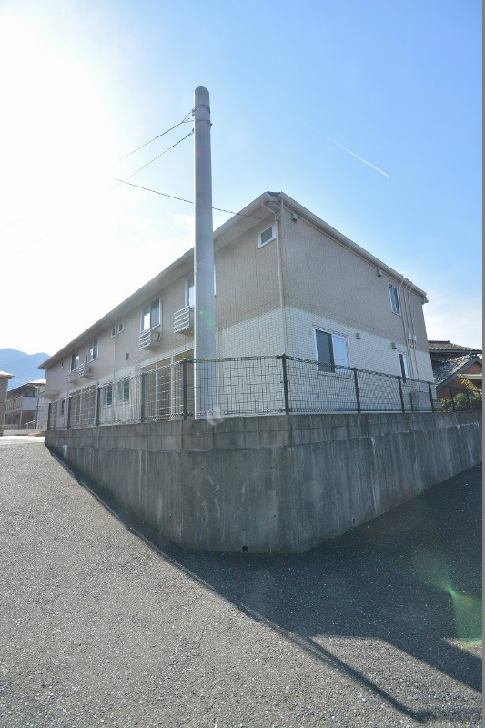 クリザンテーム・レテ 外観