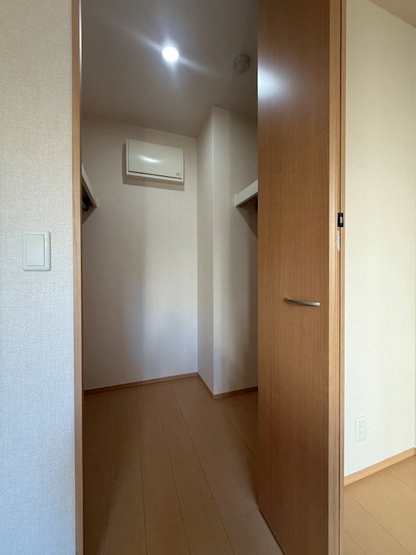 コンフォールⅢ番館 ※別号室の写真です。