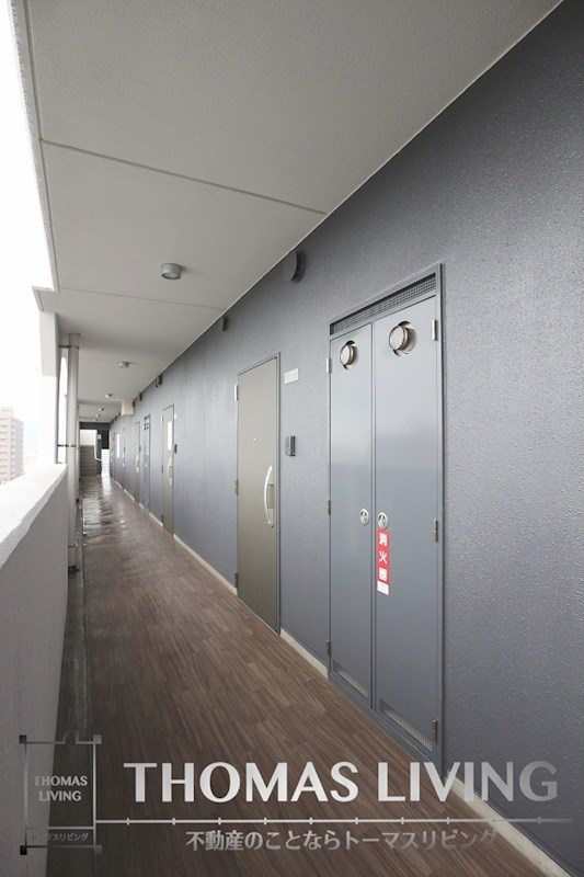 アースコートY'sシティ東神原  共用廊下