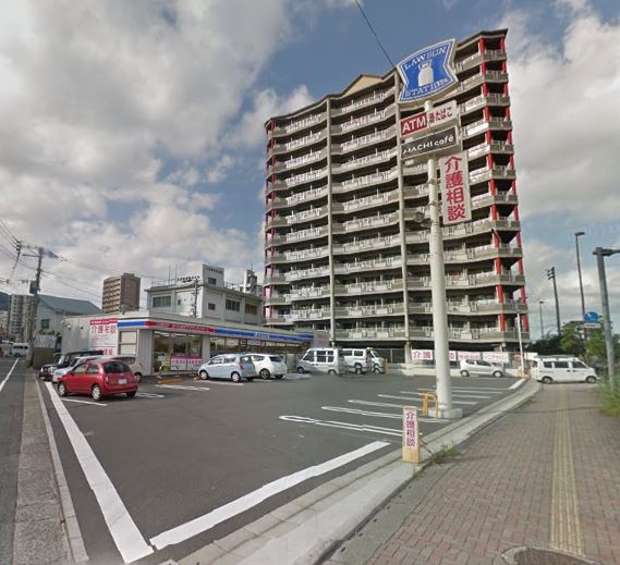 ガーデンパレスやひろⅡ ﾛｰｿﾝ 八幡前田一丁目店