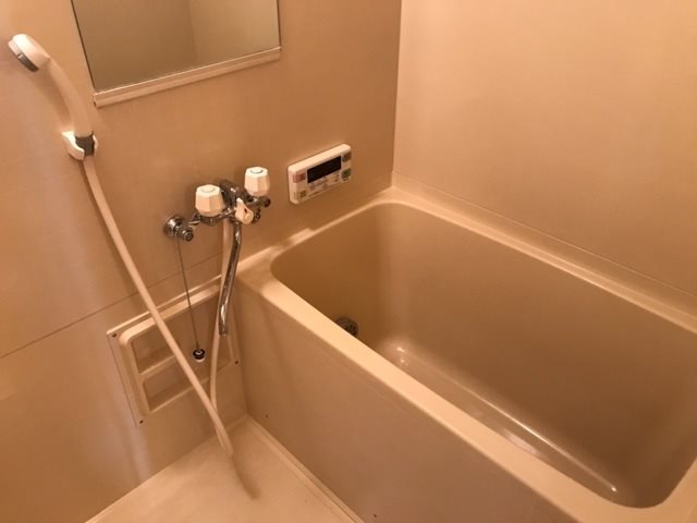 グランド・ソレーユ  足も伸ばせるバスルーム♪