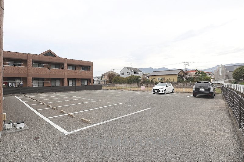 グランドールのぞえⅡ 駐車場
