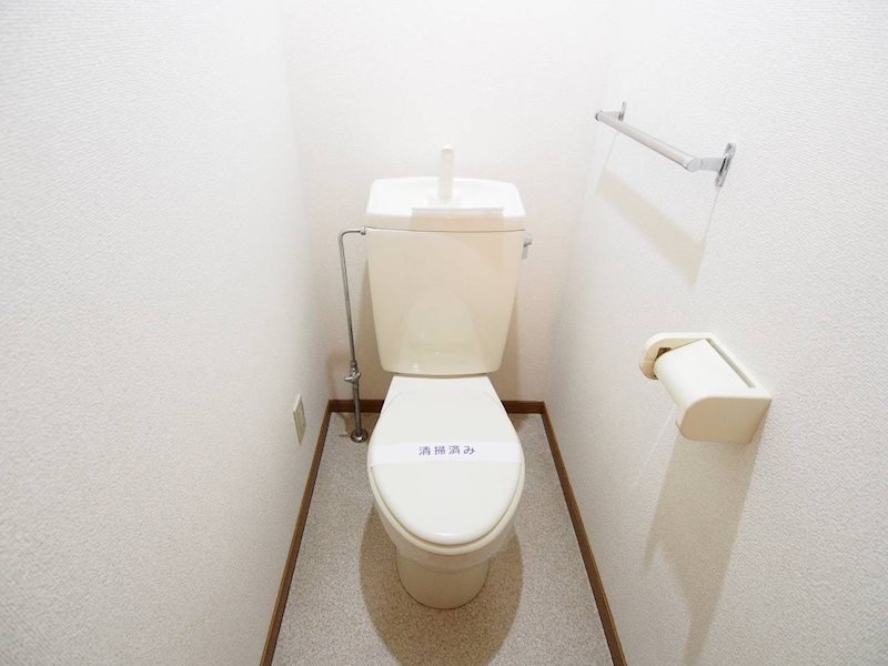 グラン・ソレイユB トイレ