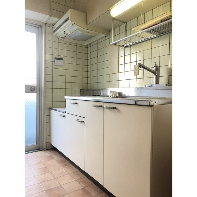 サンバード春日 キッチン　※別号室参考写真