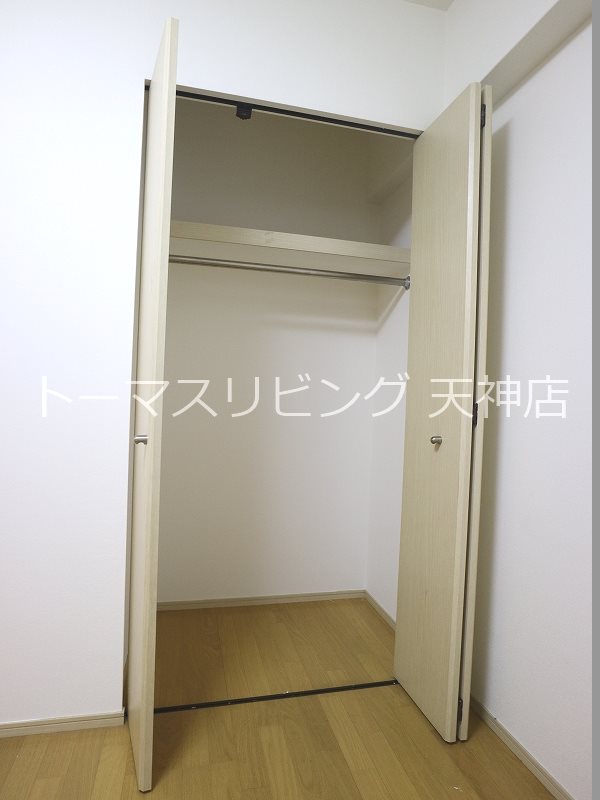 グランパーク天神 収納