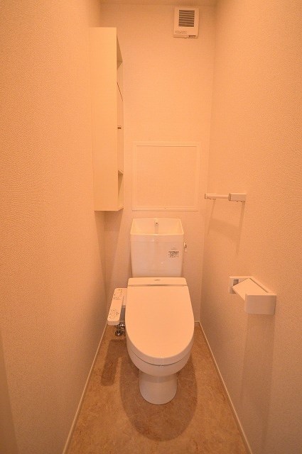 カーサフリューゲル トイレ