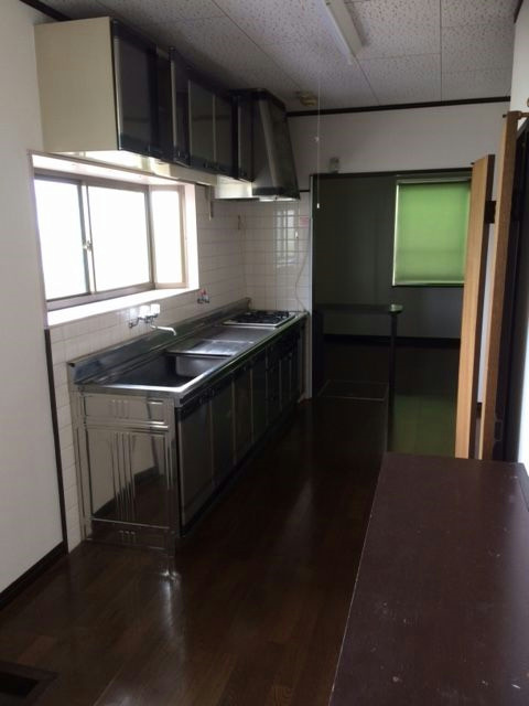 自由ヶ丘５丁目貸家 キッチンも広くて使いやすいです。