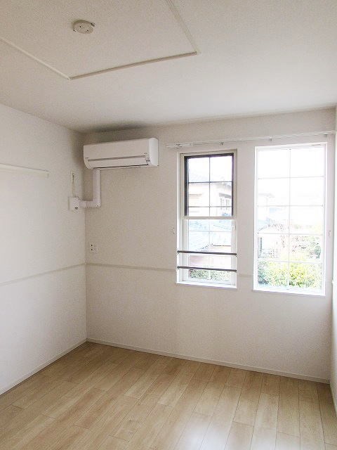 ヴィラ坂本Ⅱ ベッドルーム