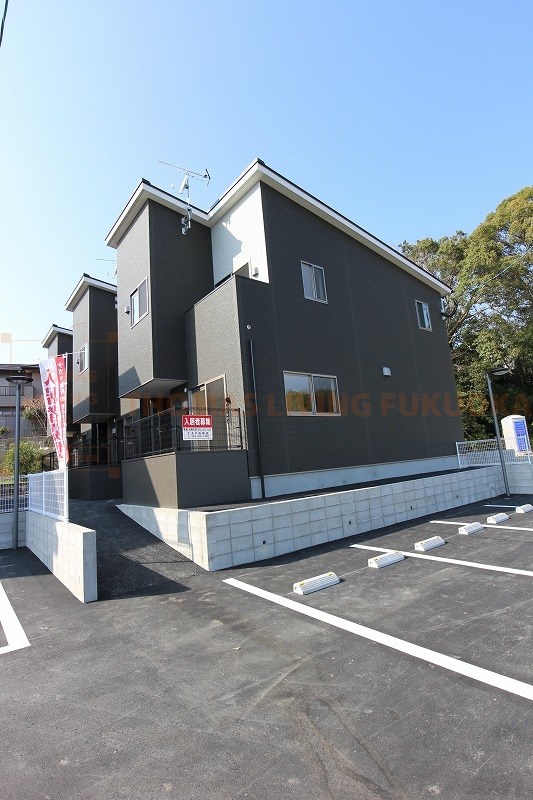 福岡の賃貸はトーマスリビング二日市店へ