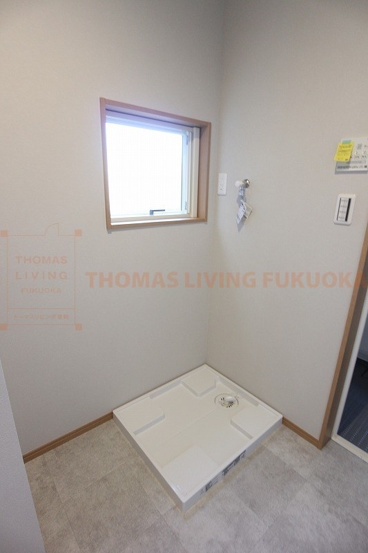 Sotirau（ソチラウ）en(エン） お部屋探しならトーマスリビングへ