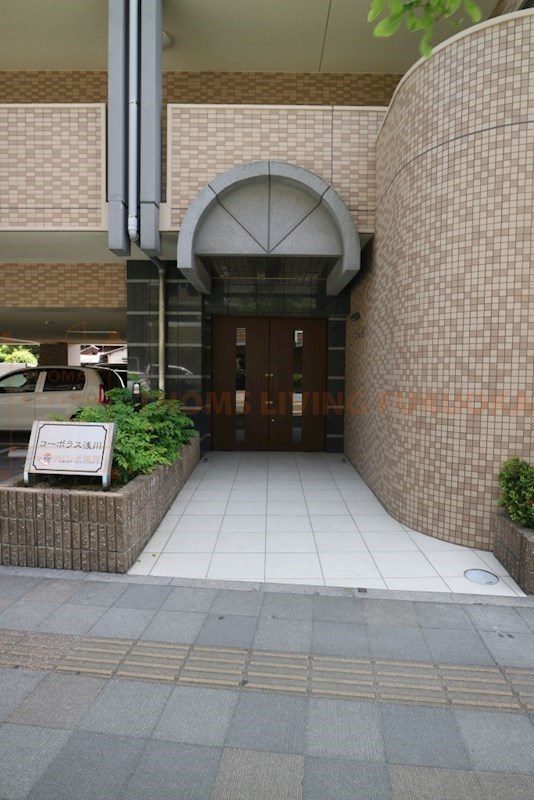 コーポラス浅川 エントランス