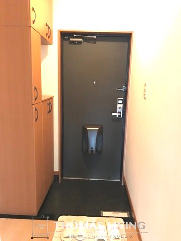 エンプレスHiro（エンプレスヒロ） 扉を閉めていただくと来客者からお部屋の中を隠していただけます。