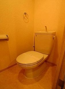 レフィナード南山荘 トイレ