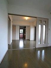 レフィナード南山荘 収納