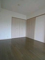 レフィナード南山荘 ベッドルーム