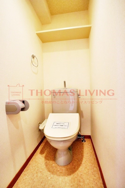 ヴェルモントルラーシュ 写真は別号室です。