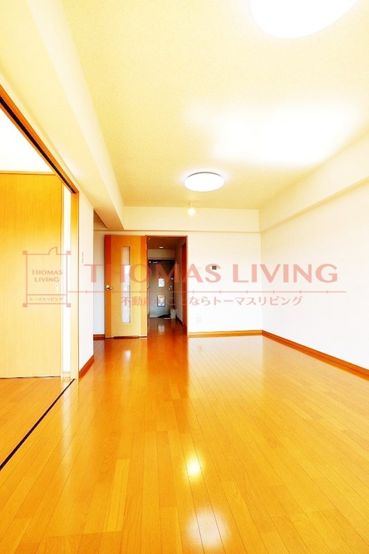 ヴェルモントルラーシュ 写真は別号室です。