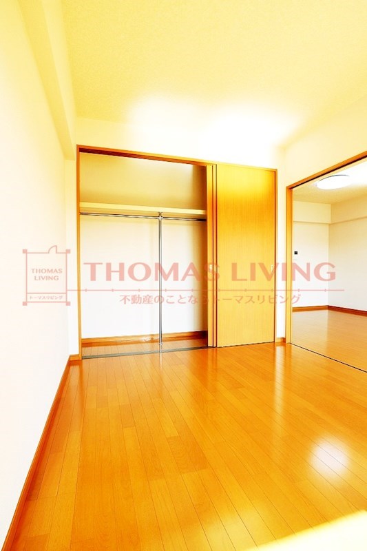 ヴェルモントルラーシュ 写真は別号室です。