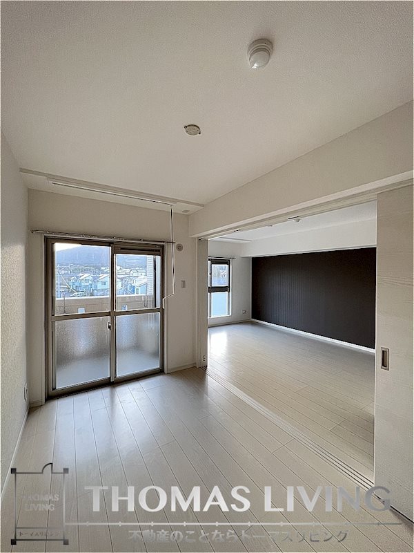 グランドゥール潤野 同物件別部屋のため現況優先です。