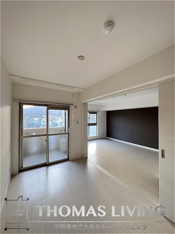 グランドゥール潤野 同物件別部屋のため現況優先です。