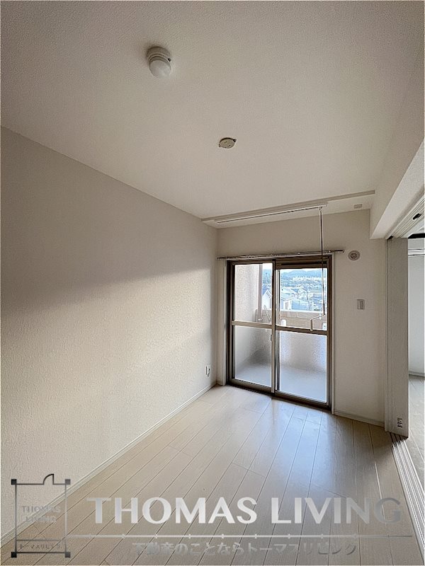 グランドゥール潤野 同物件別部屋のため現況優先です。