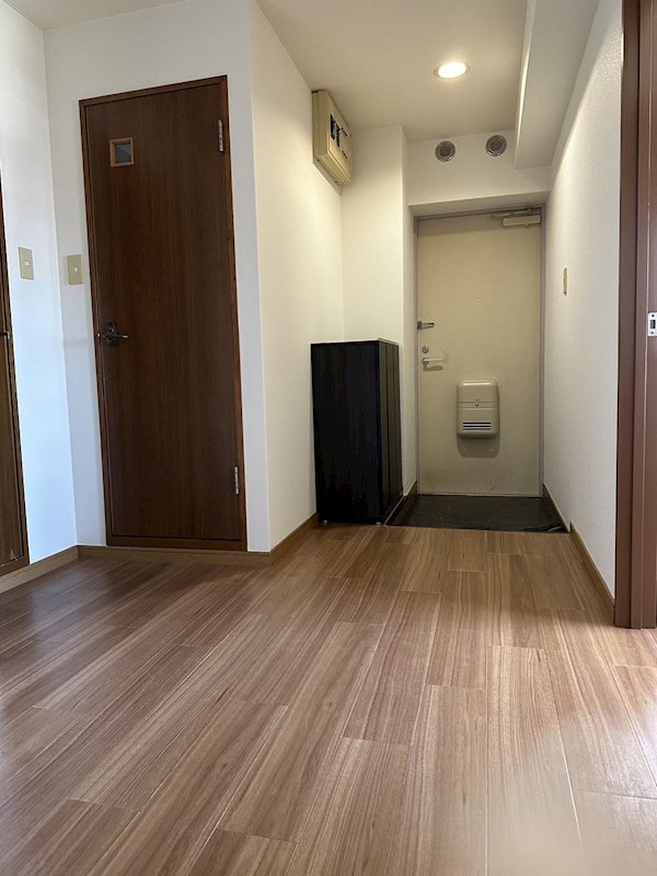 アネト春日原 玄関