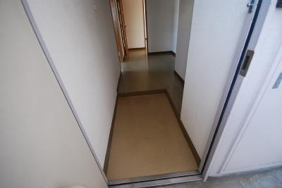 アネト春日原 玄関