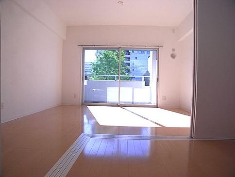FKM白金 ※別室参考写真