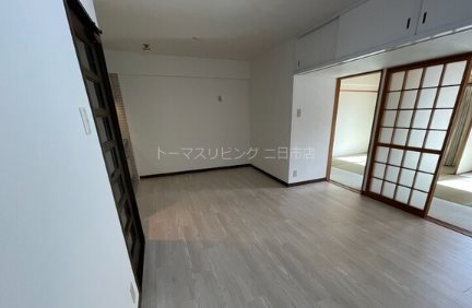 アンピール二日市 リビング