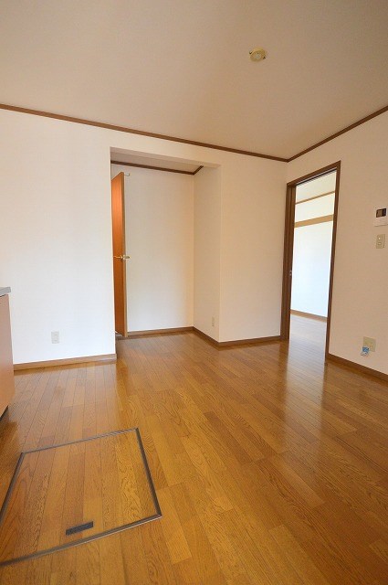 エルミタージュ 参考写真の為、現況優先です。