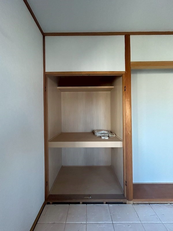 アンピール六本松 収納