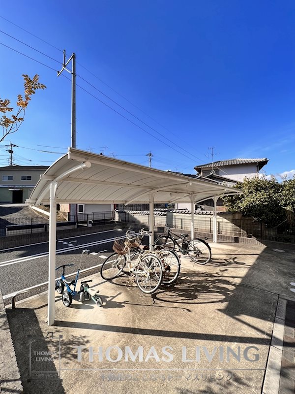 エターナルみやび 駐輪場