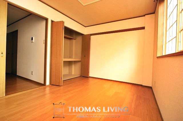Rアベニール C 角部屋なので明るいお部屋