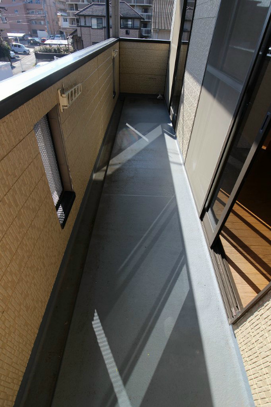 ブルーロード日の出 バルコニー　※別号室参考写真