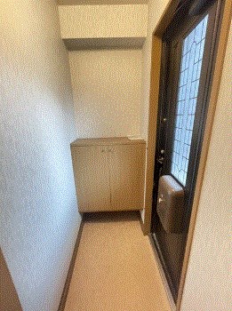 セジュール英（ハナブサ） 玄関　※別号室参考写真